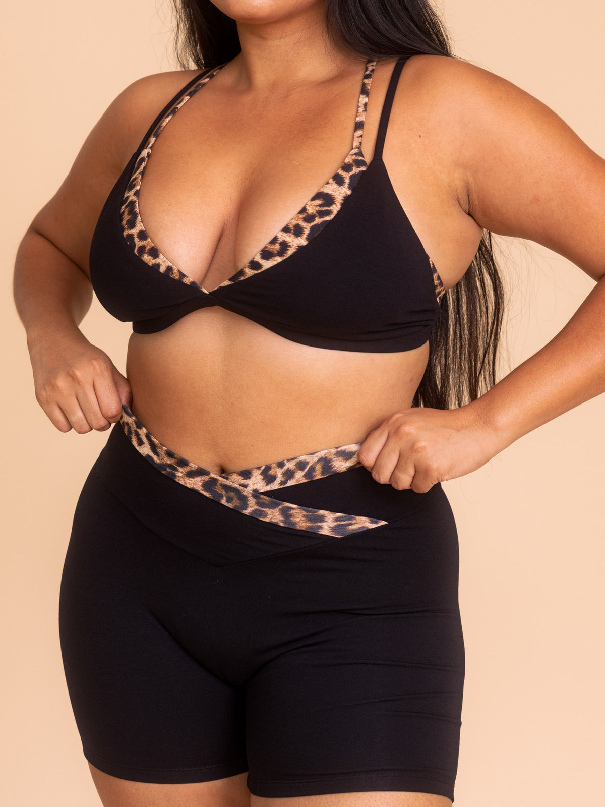 Nova Short - Black Onyx / Leopard