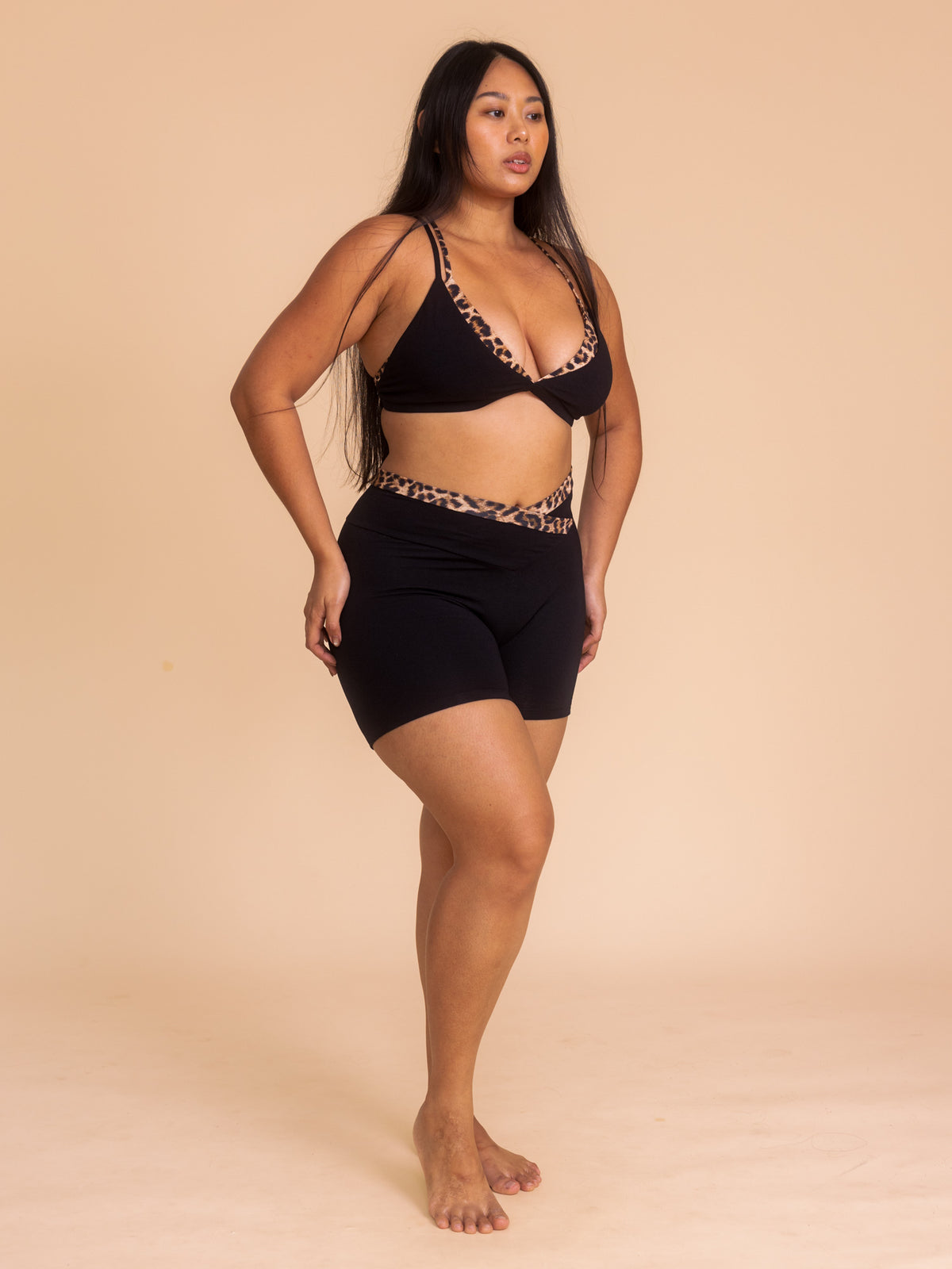 Nova Short - Black Onyx / Leopard