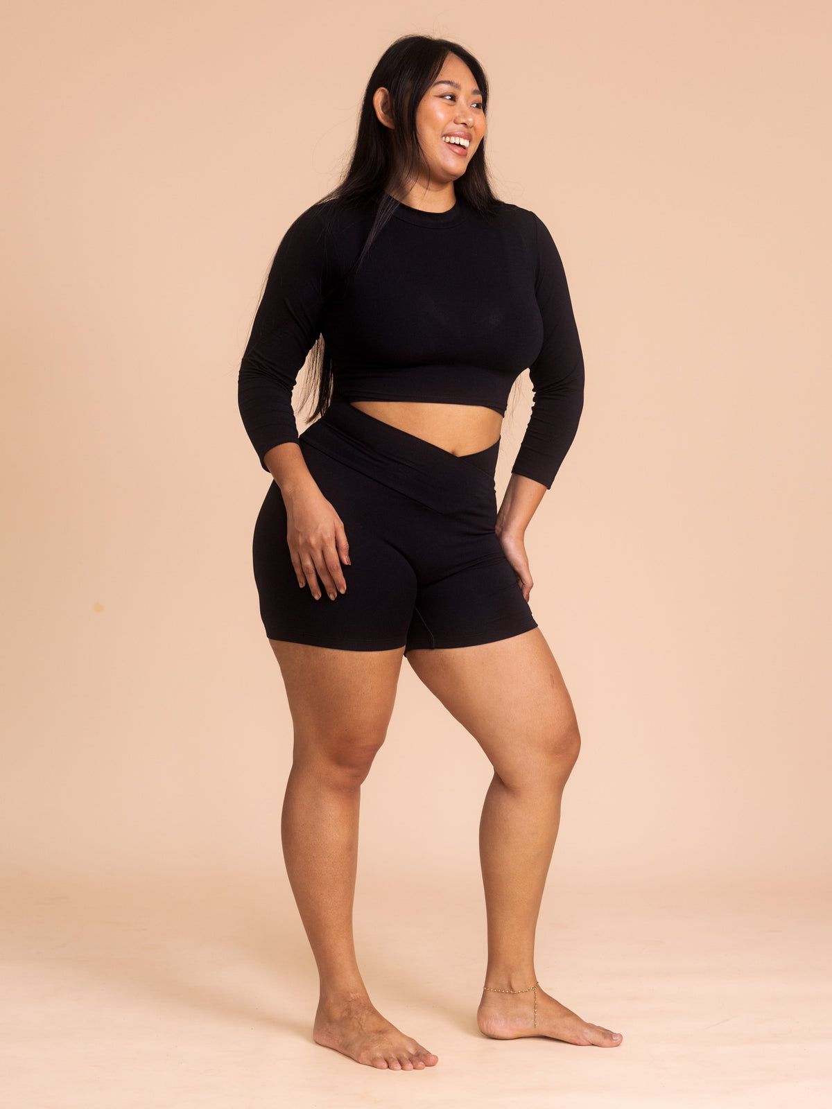 Nova Short - Black Onyx